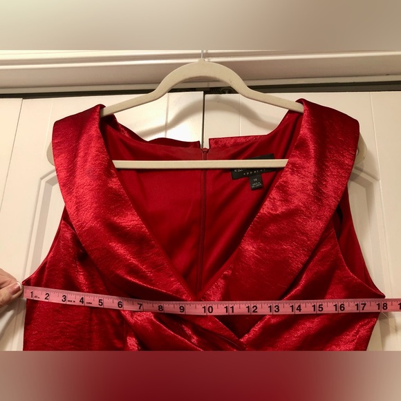 Red Satiny Holiday Dress NWT Size 14 Christmas Festive Cocktail Party Dress - Picture 6 of 7